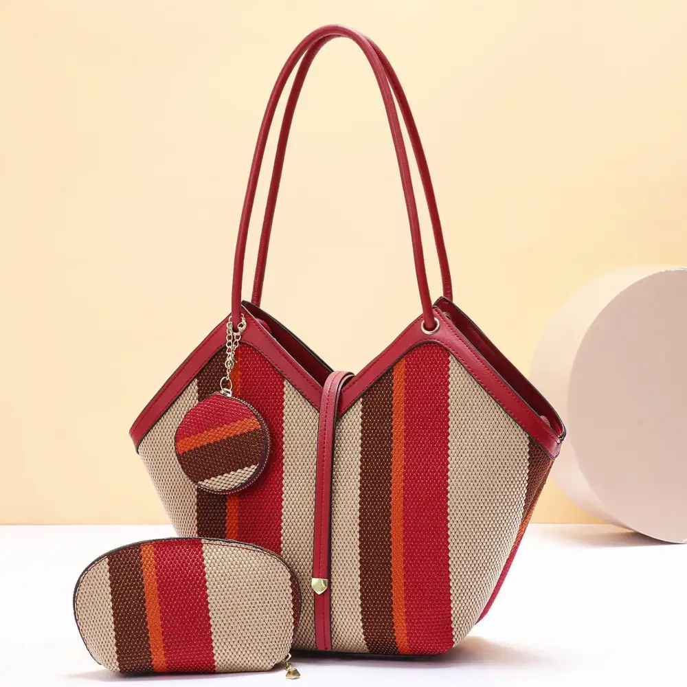 Minimal Roomy Shoulder Bag