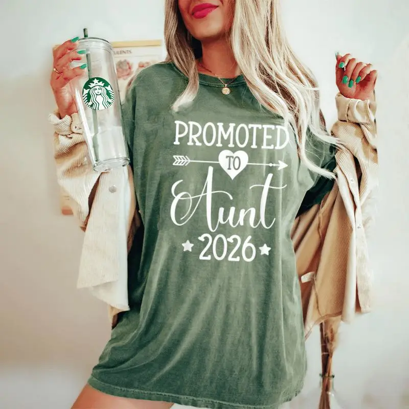 Promoted To Aunt 2026 Auntie Pregnancy Announcement Women's Oversized Comfort T-Shirt