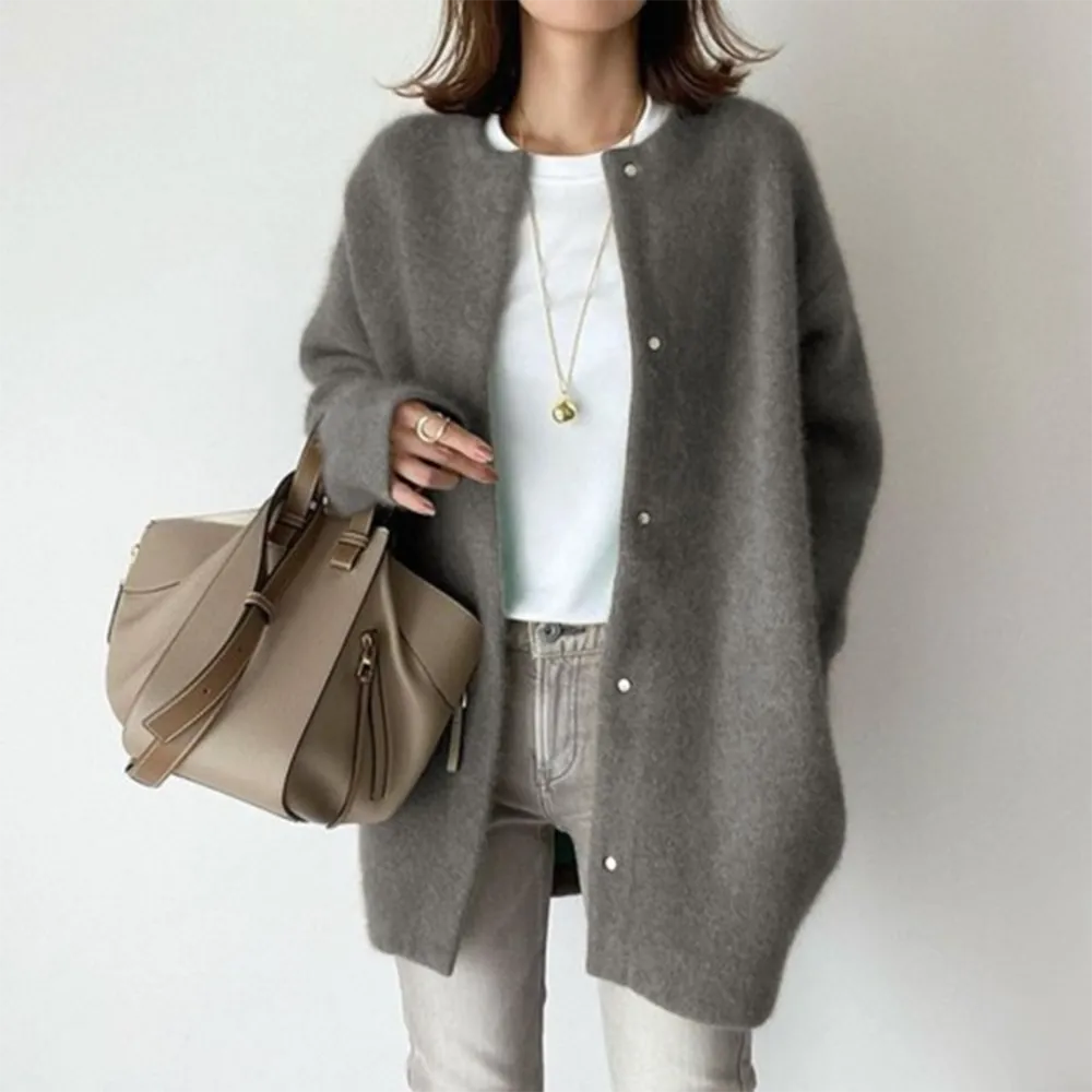 Clean Versatile Cardigan