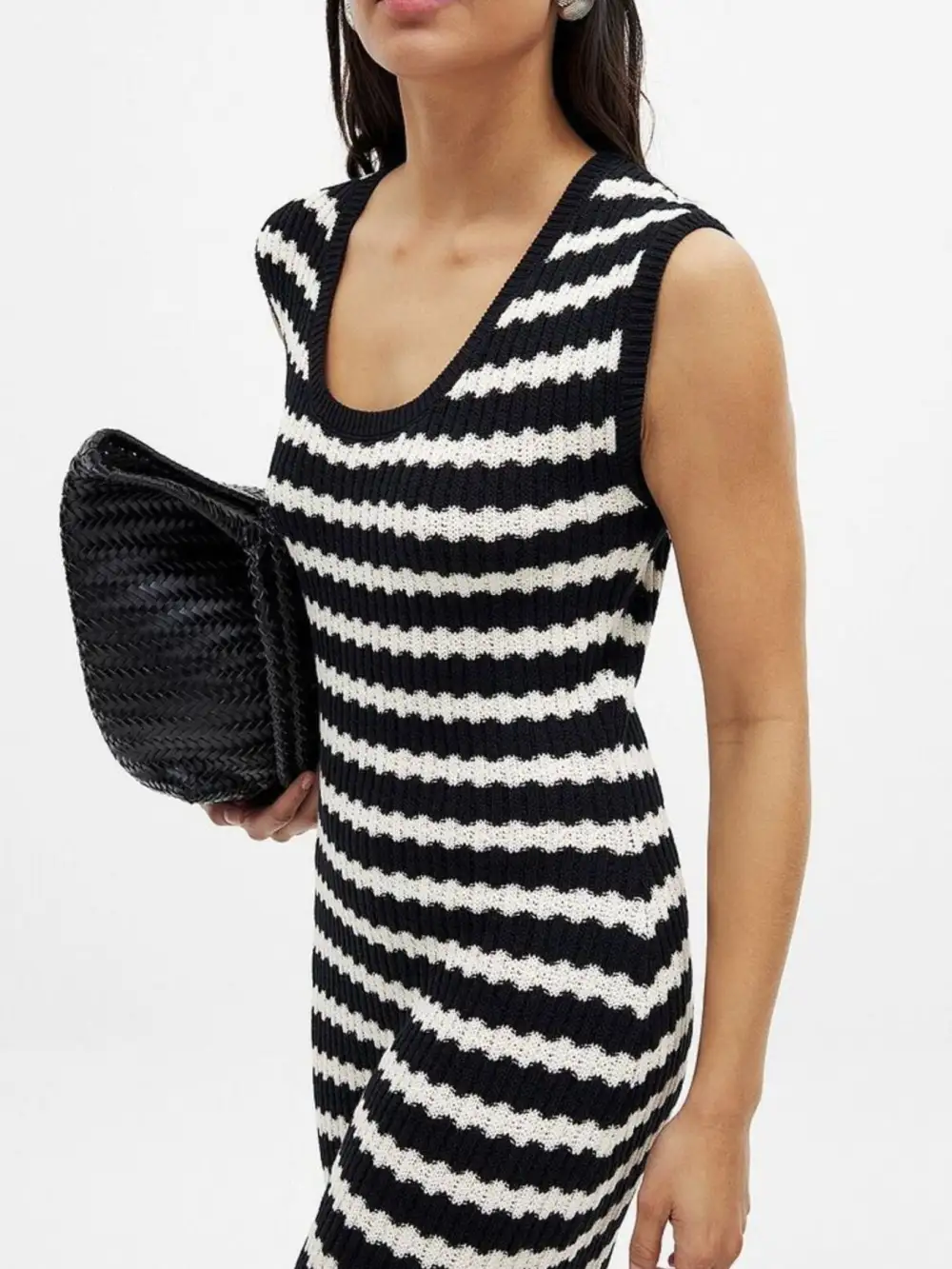 Classic Sleeveless Midi Dress