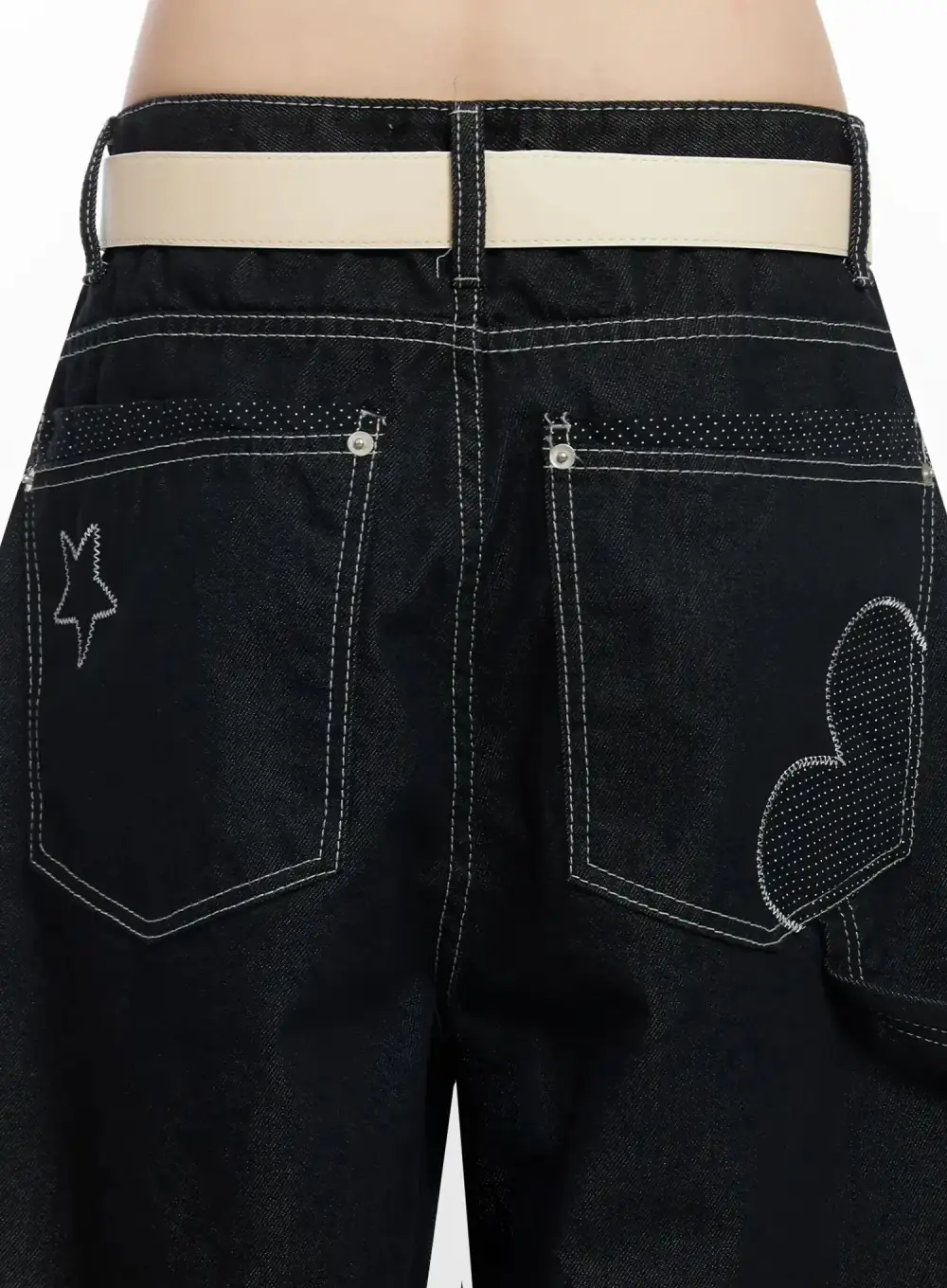 Wide-Fit Solid Baggy Jeans