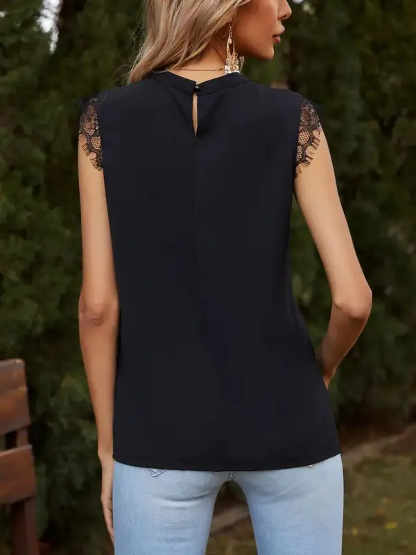 Lace Detail Ruched Round Neck Tank