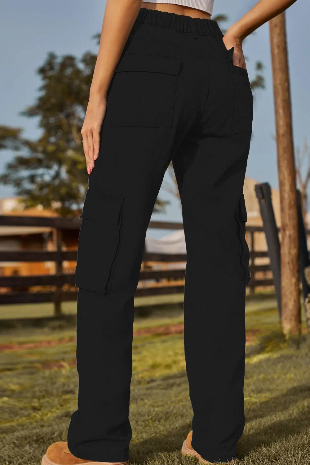 Loose Fit Long Pocket Detail Denim Jeans
