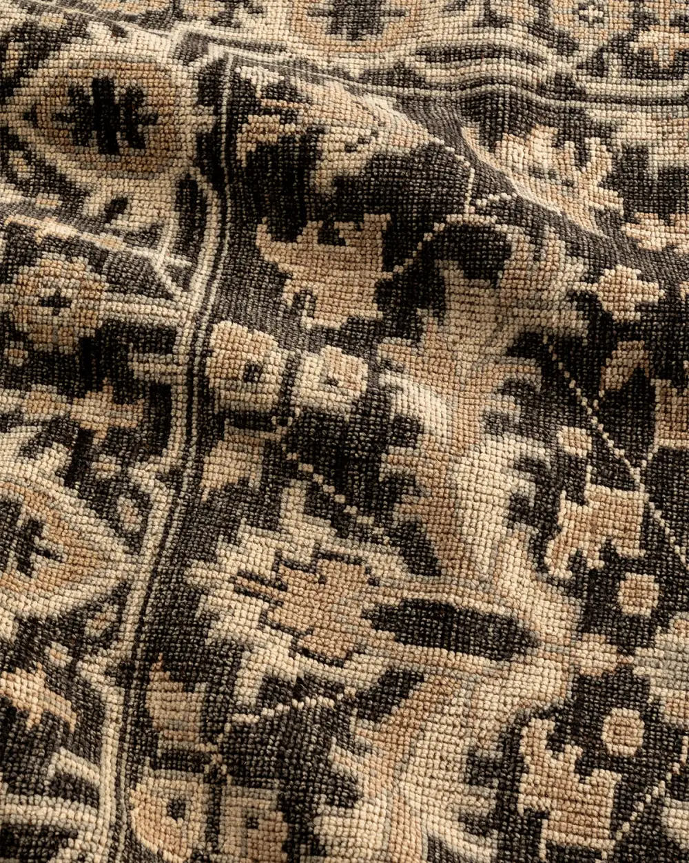 Soft-Underfoot Hand-Knotted Wool Area Rug