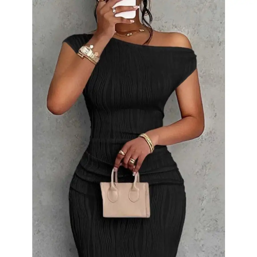Textured Single Shoulder Bodycon Maxi Dress