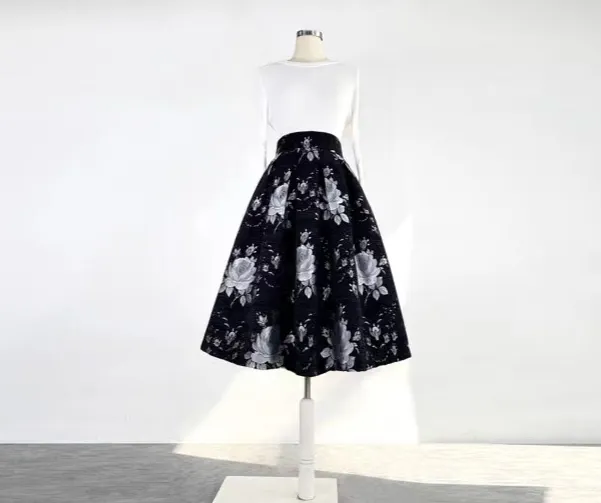 Neat Neat Everyday Casual Embroidered Skirt