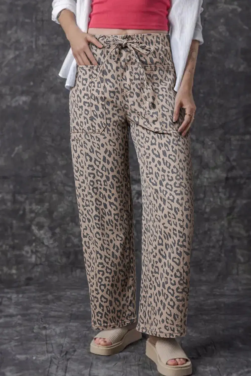 Leopard Printed Drawstring Waist Pocketed Wide Leg Jeans