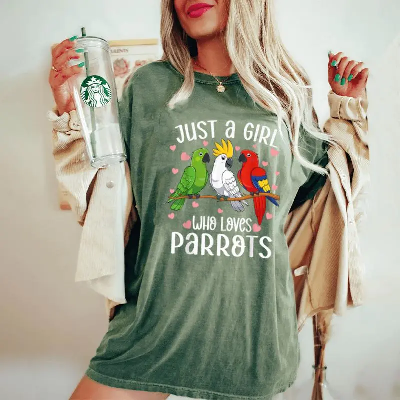 Just A Girl Who Loves Parrots Parrot Lover Girl Women's Oversized Comfort T-Shirt