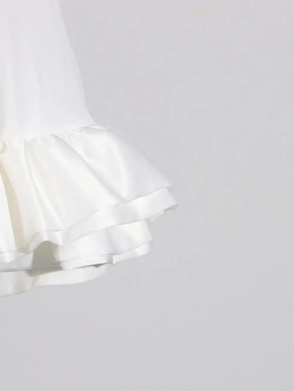 Relaxed Shape Ruffle Sleeveless Mini Dress