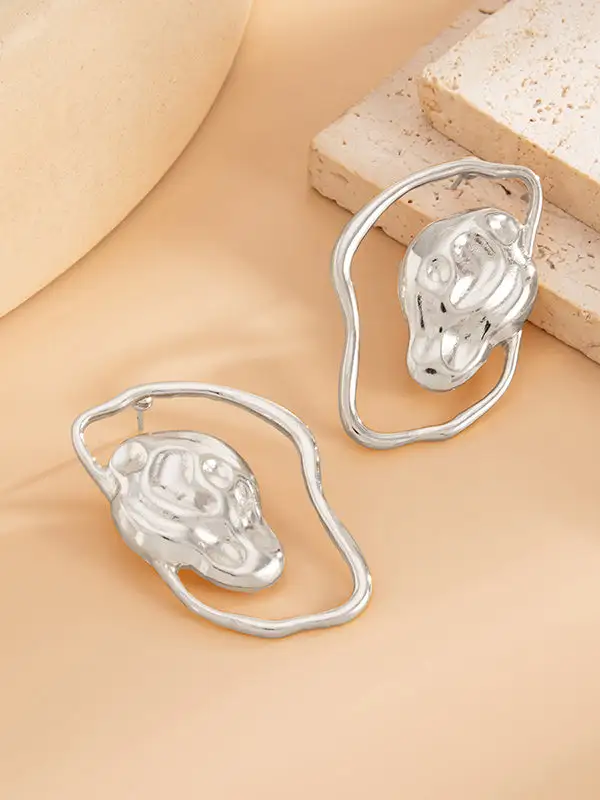 Artful Hammered Accent Earrings