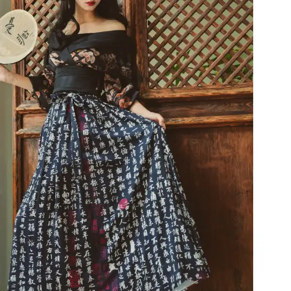 Classic Clean Everyday Casual Pleated Skirt