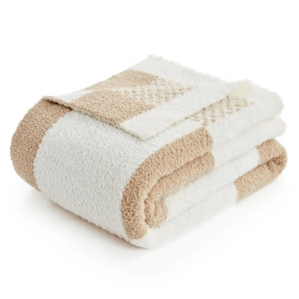 Cozy Large-Check Blanket