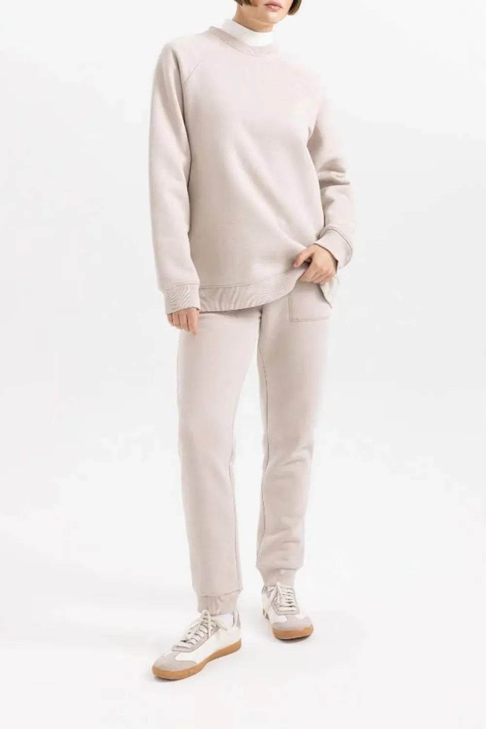 Slim Fit Solid Color Trousers