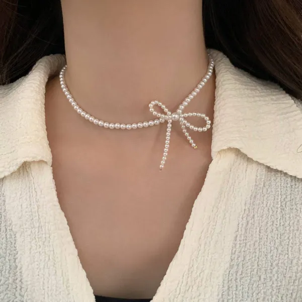 Pearl Bow Necklace