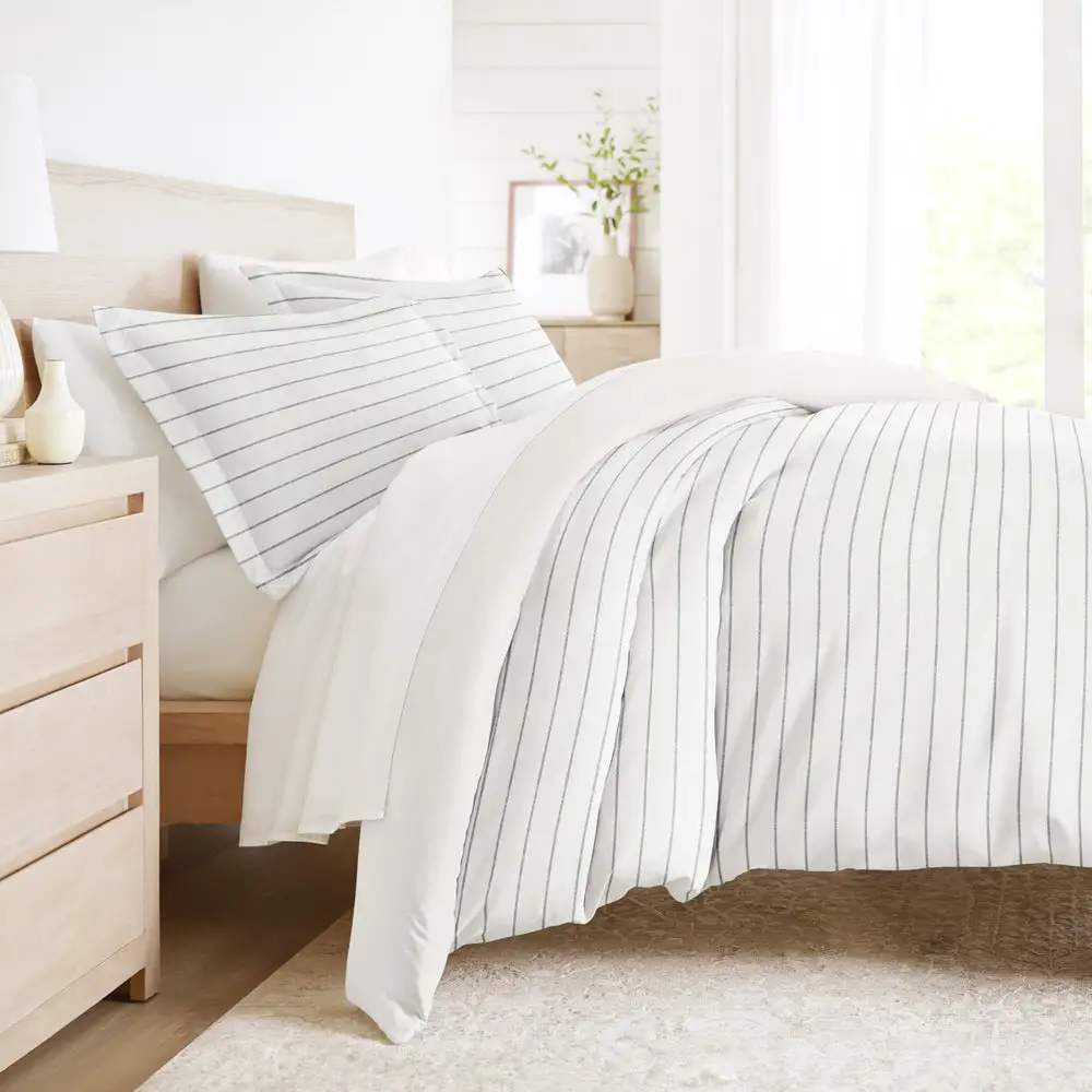 Harbor Stripe Reversible Pattern Duvet Cover Set
