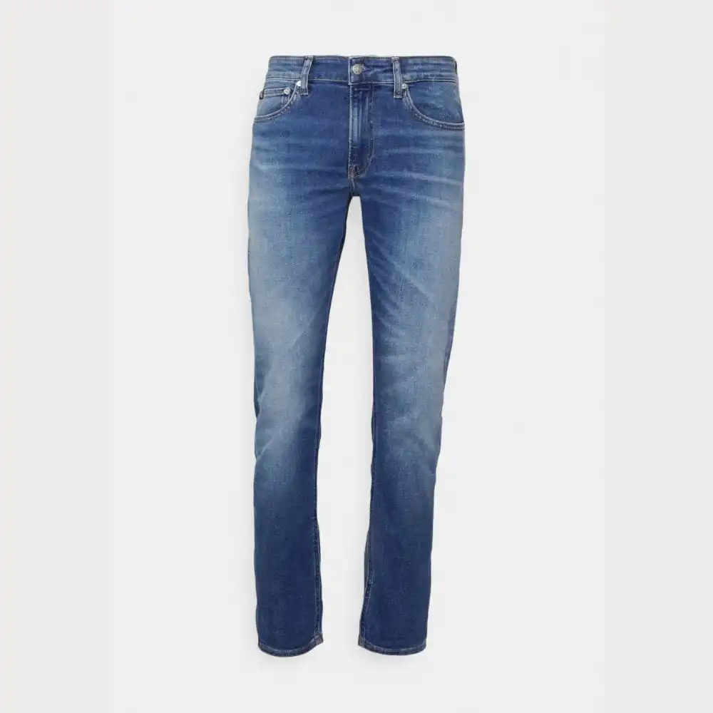 Casual Slim-Fit Denim Jeans