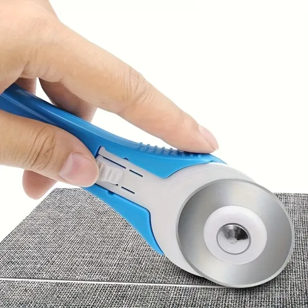 Fabric Rotary Cutter