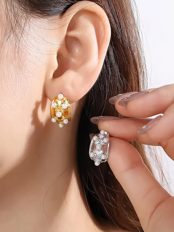 Refined Vintage-Inspired Drop Earrings