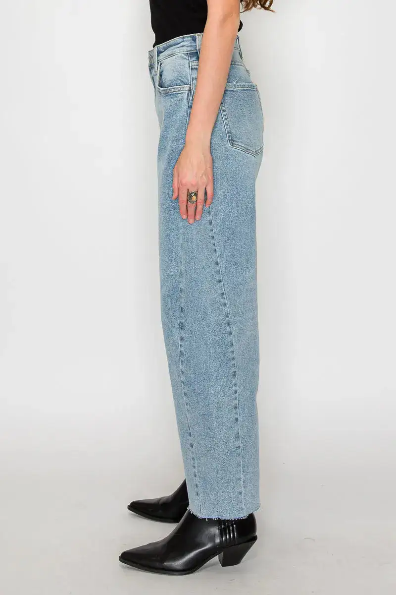 High Waist Vintage Style Barrel Leg Cropped Raw Hem Denim Jeans
