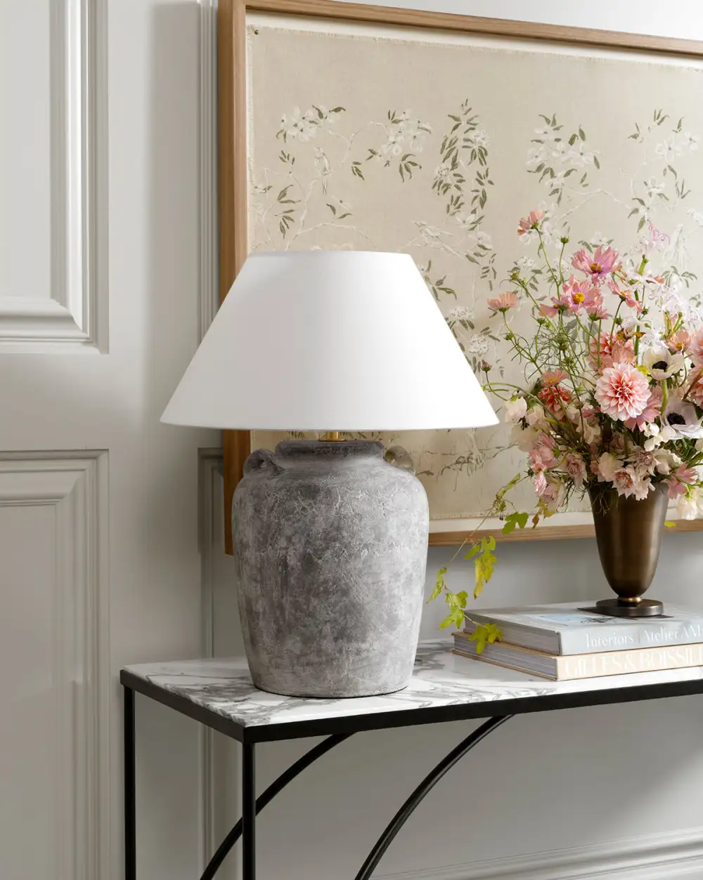 Sculptural-Form Refined Table Lamp