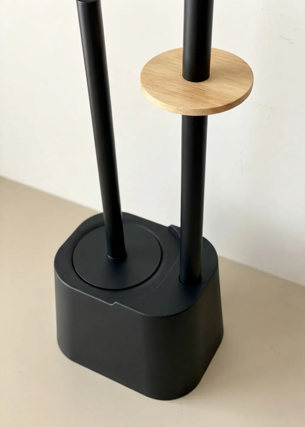 Toilet Paper Holder With Brush Black