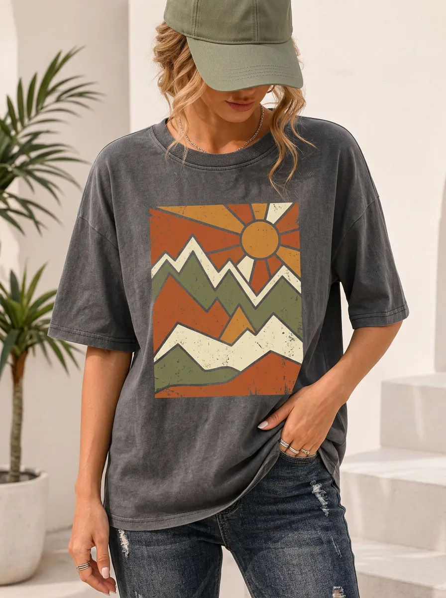 Women's Retro Mountain Sun Graphic T-Shirt