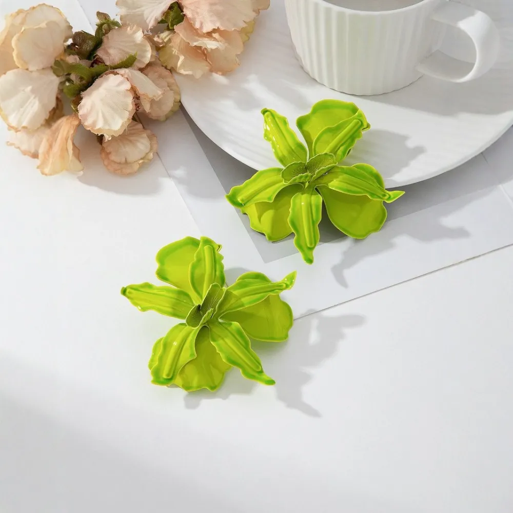 Balanced Flower Earrings