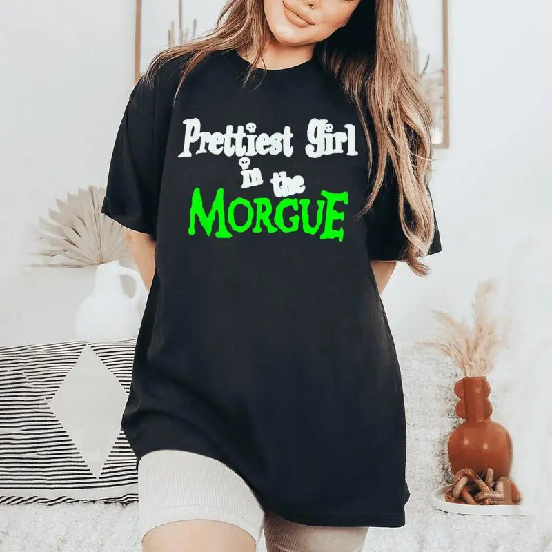 Prettiest Girl In The Morgue Gothic Y2k Women's Oversized Comfort T-Shirt