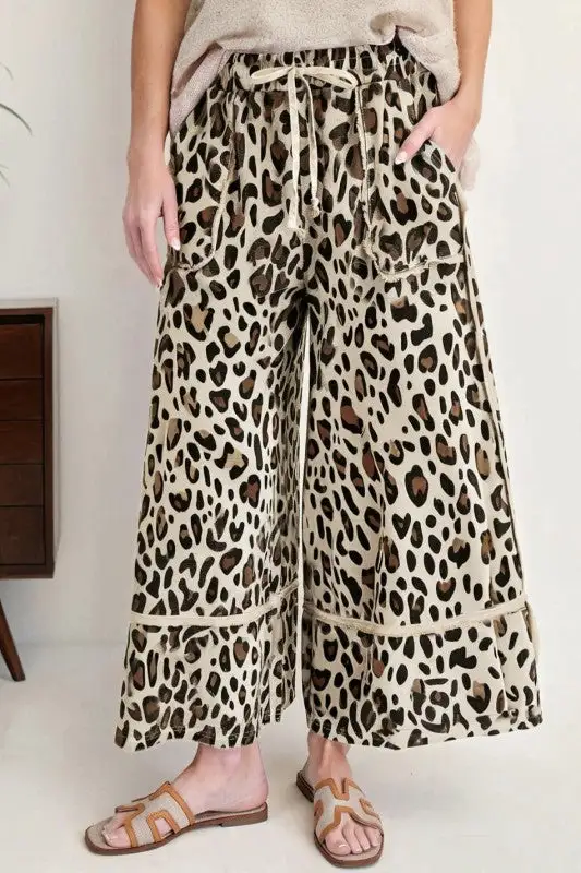 Leopard Wide Leg Cropped Pants