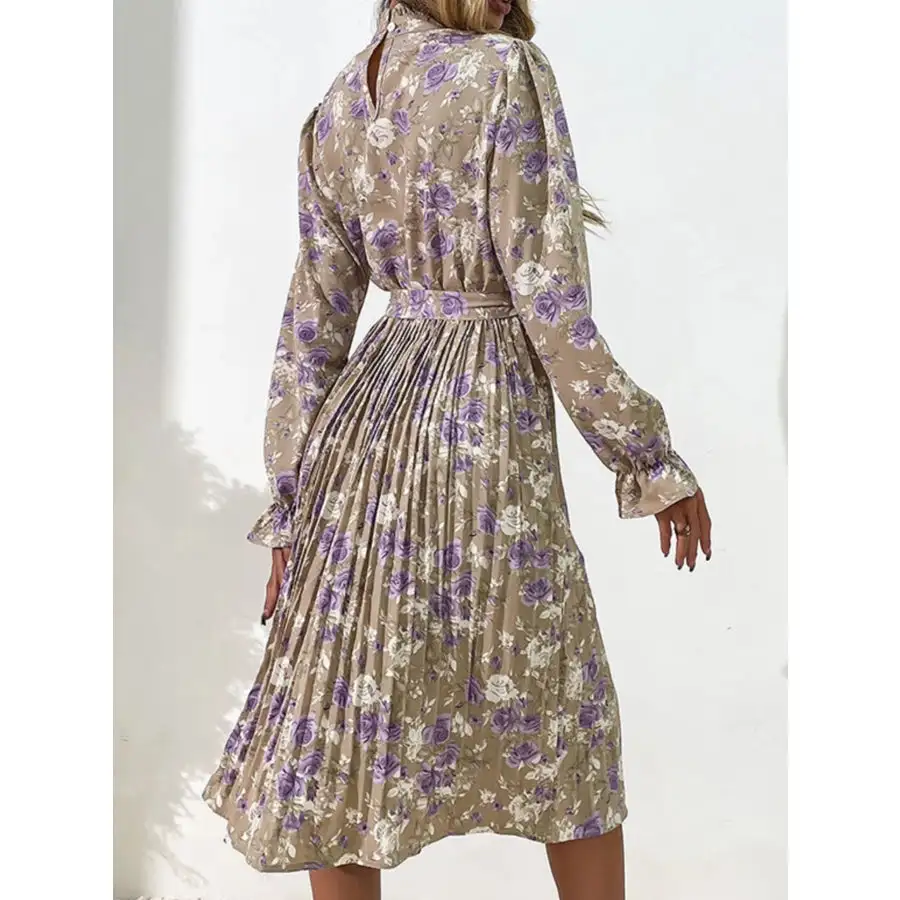Long Sleeve Pleated Midi Dress