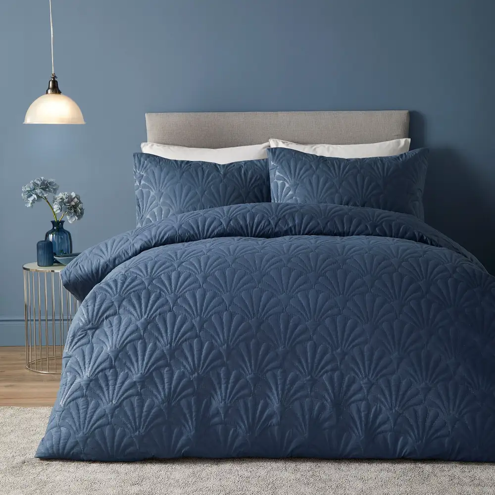 Reversible Plain Microfiber Duvet Cover Set