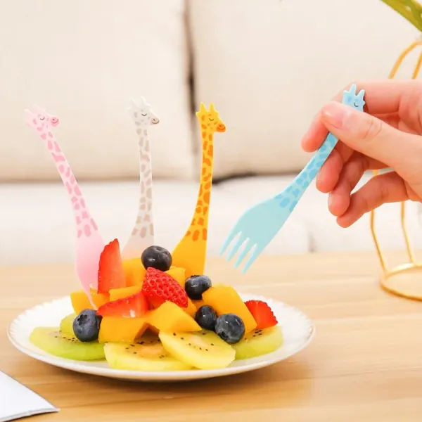 Giraffe Fruit Fork Cute Children's Plastic Tableware Set