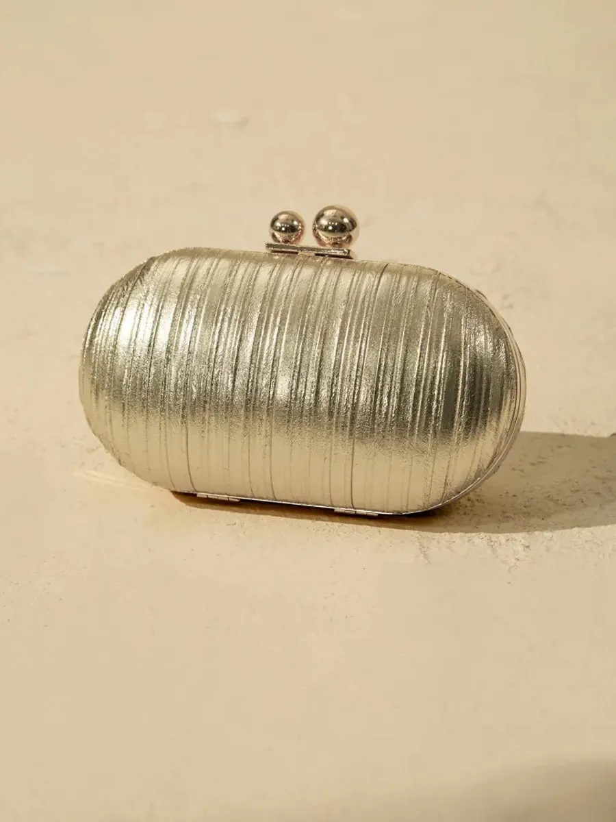 Daphne Pleated Texture Ball Clasp Clutch