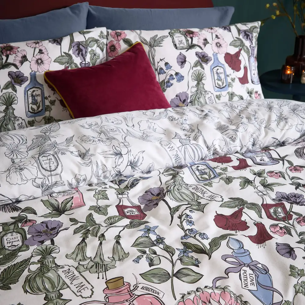 Clean Bedroom Reversible Floral Cotton Duvet Cover Set