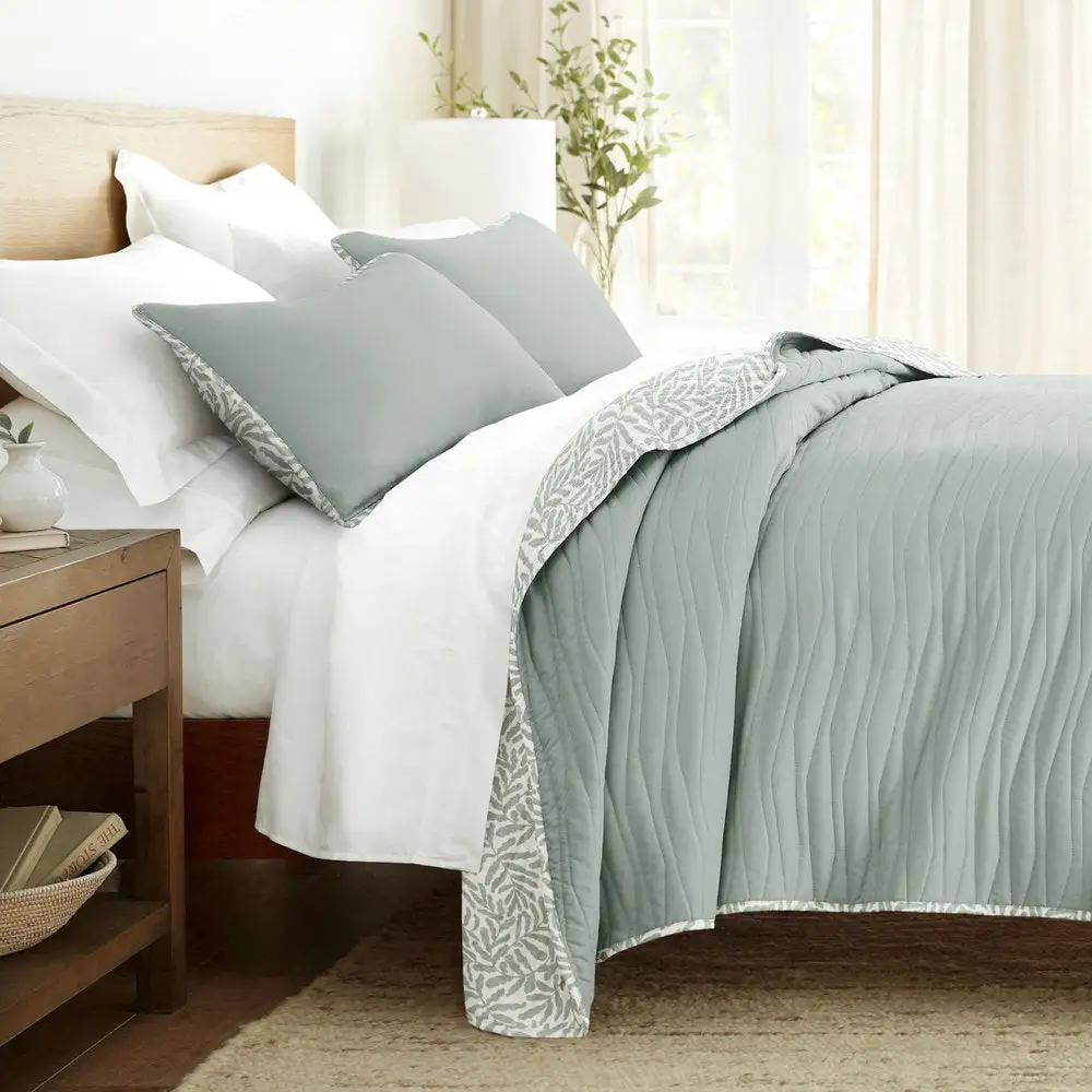 Tossed Ferns Reversible Quilted Coverlet Set