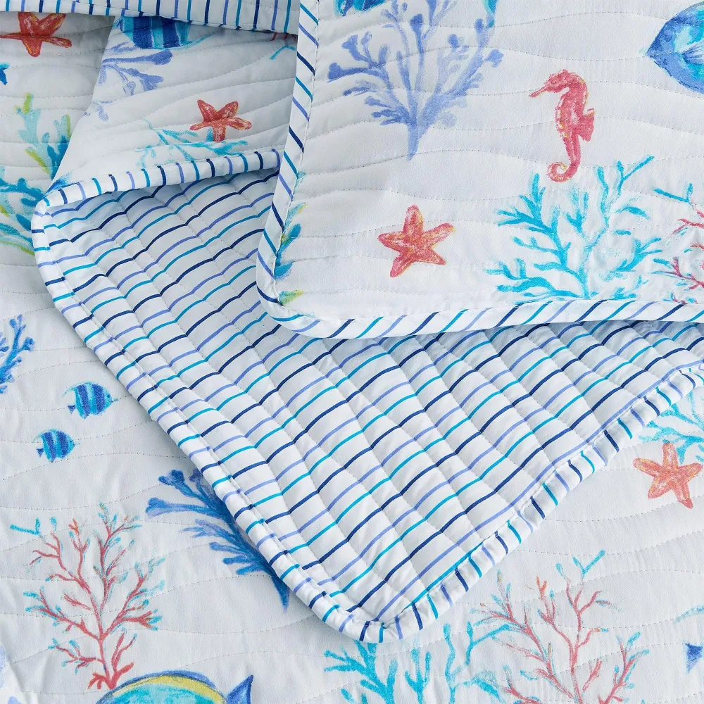 Calm Coastal Quilt Bedding Set