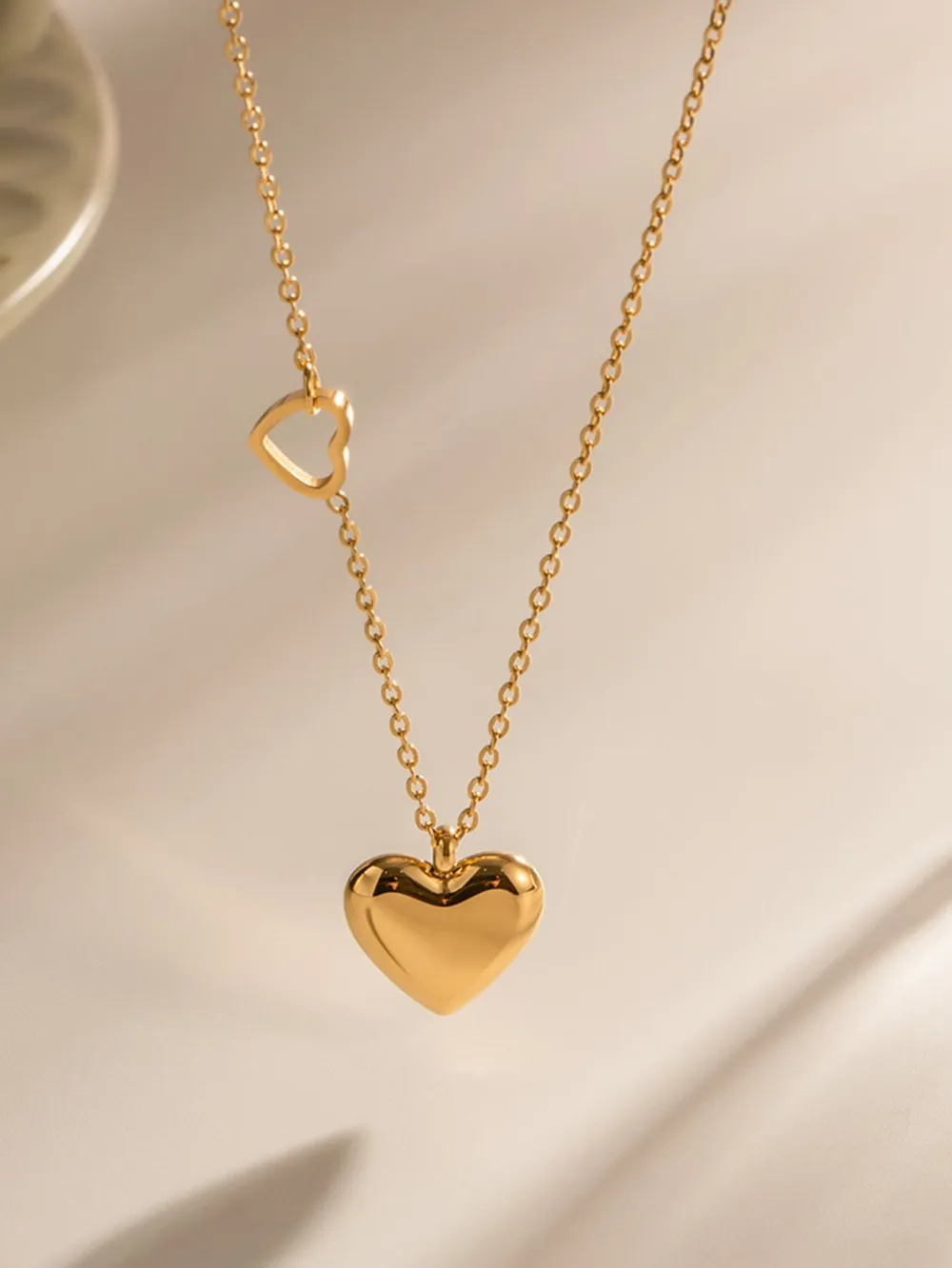 Classic Heart Pendant Chain Necklace