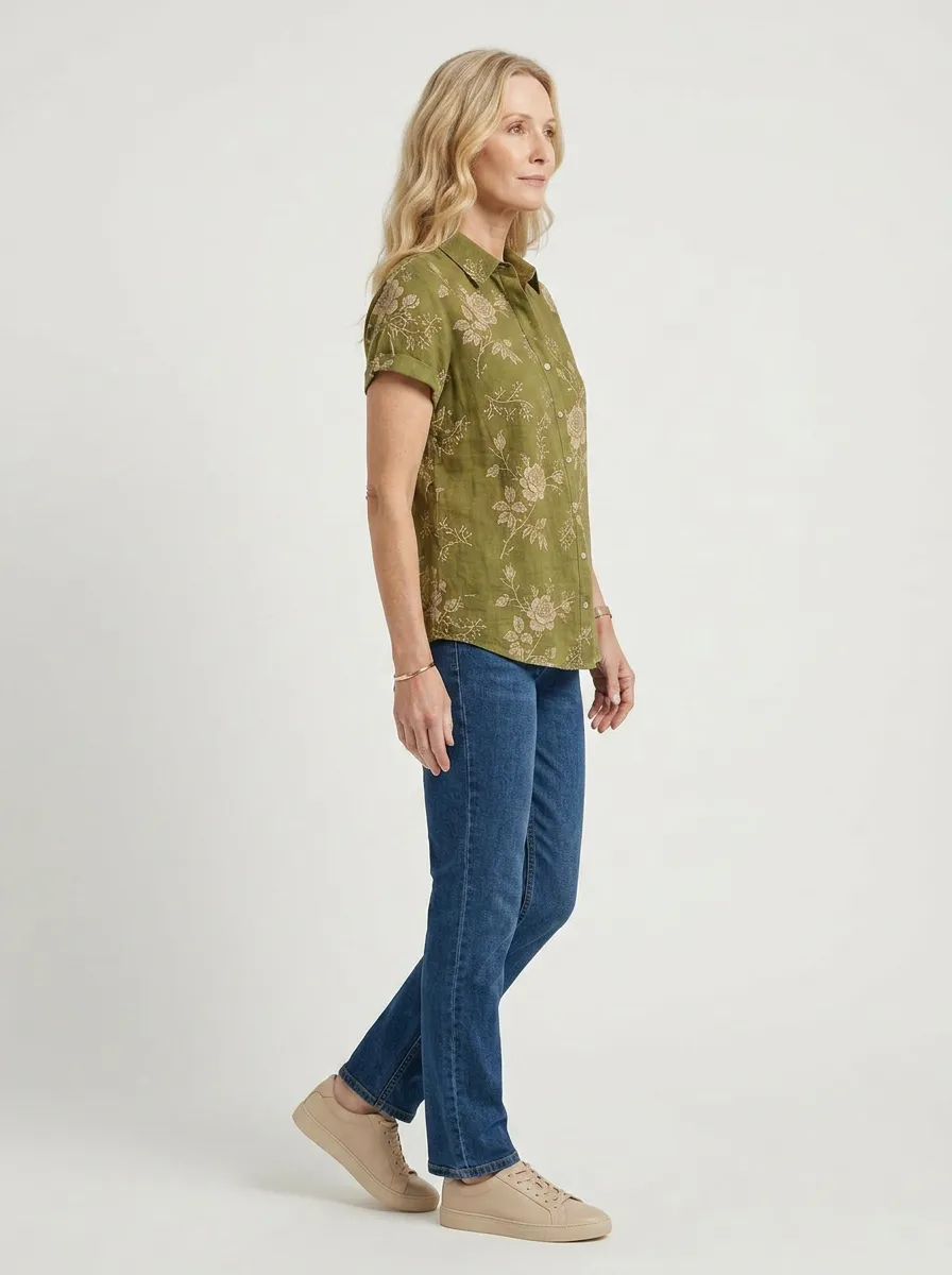 Women's Floral Botanical Rose Printed Short Sleeve Shirt