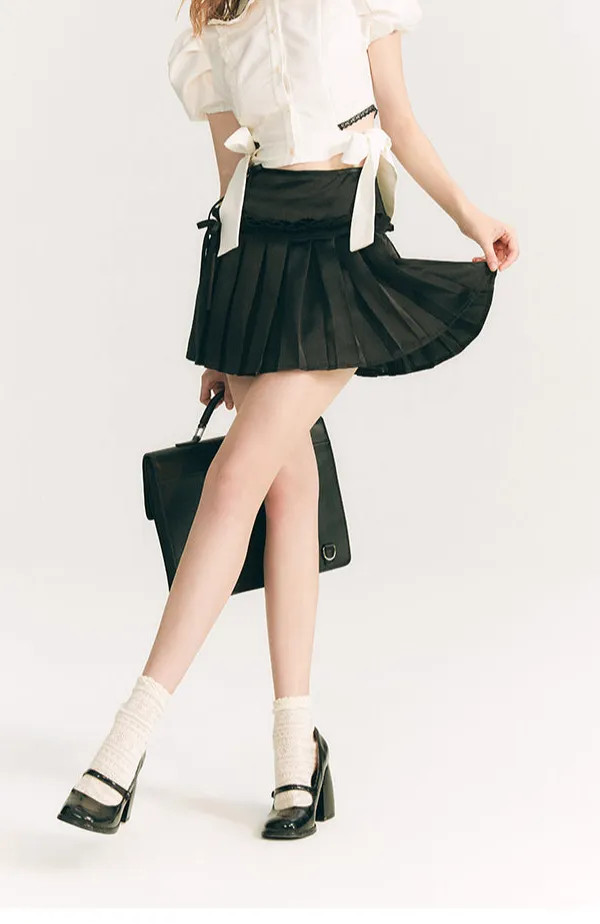 Weekend Relaxed Mini Pleated Skirt