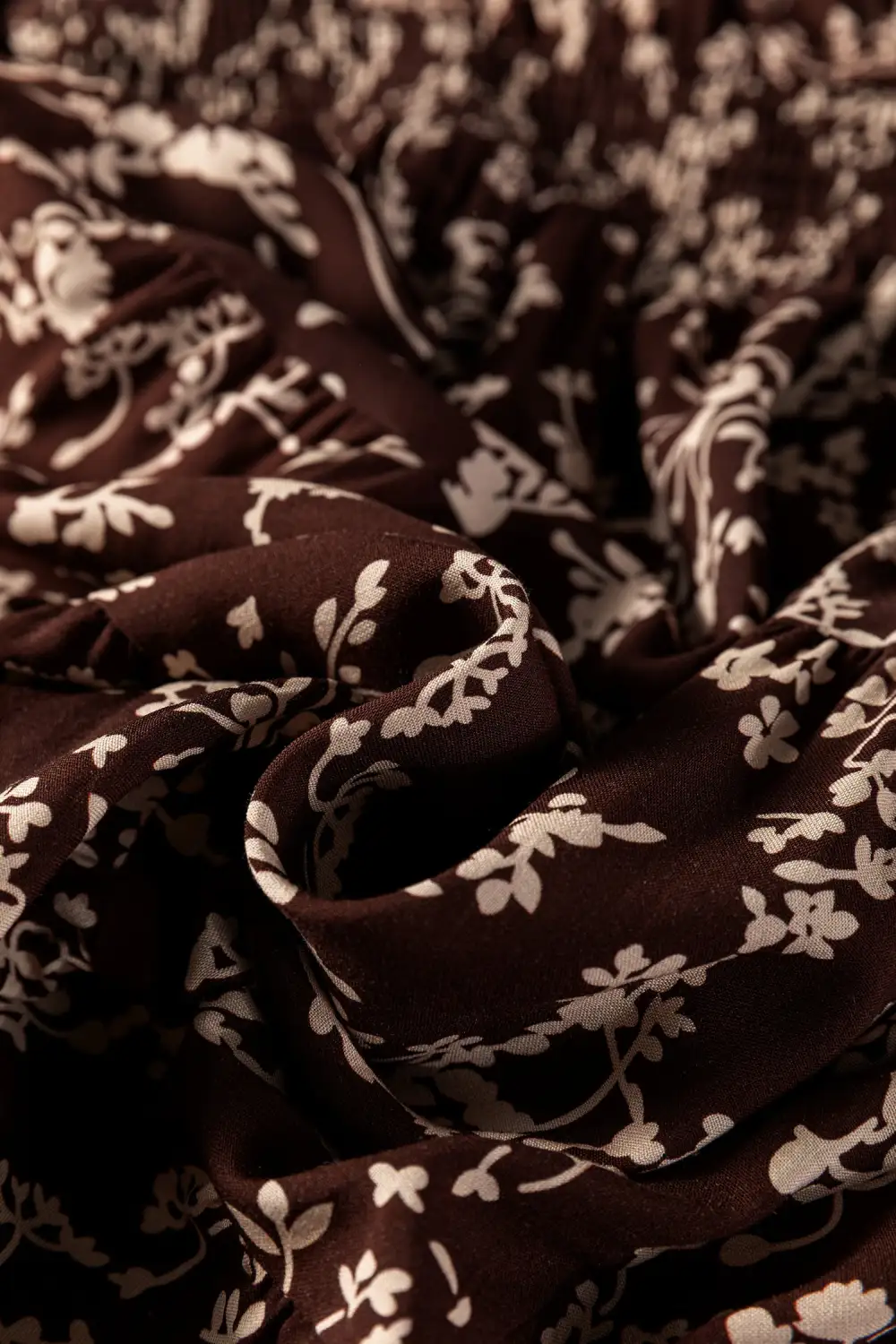 Lightweight Feel Floral Printed Split Neck Mini Dress