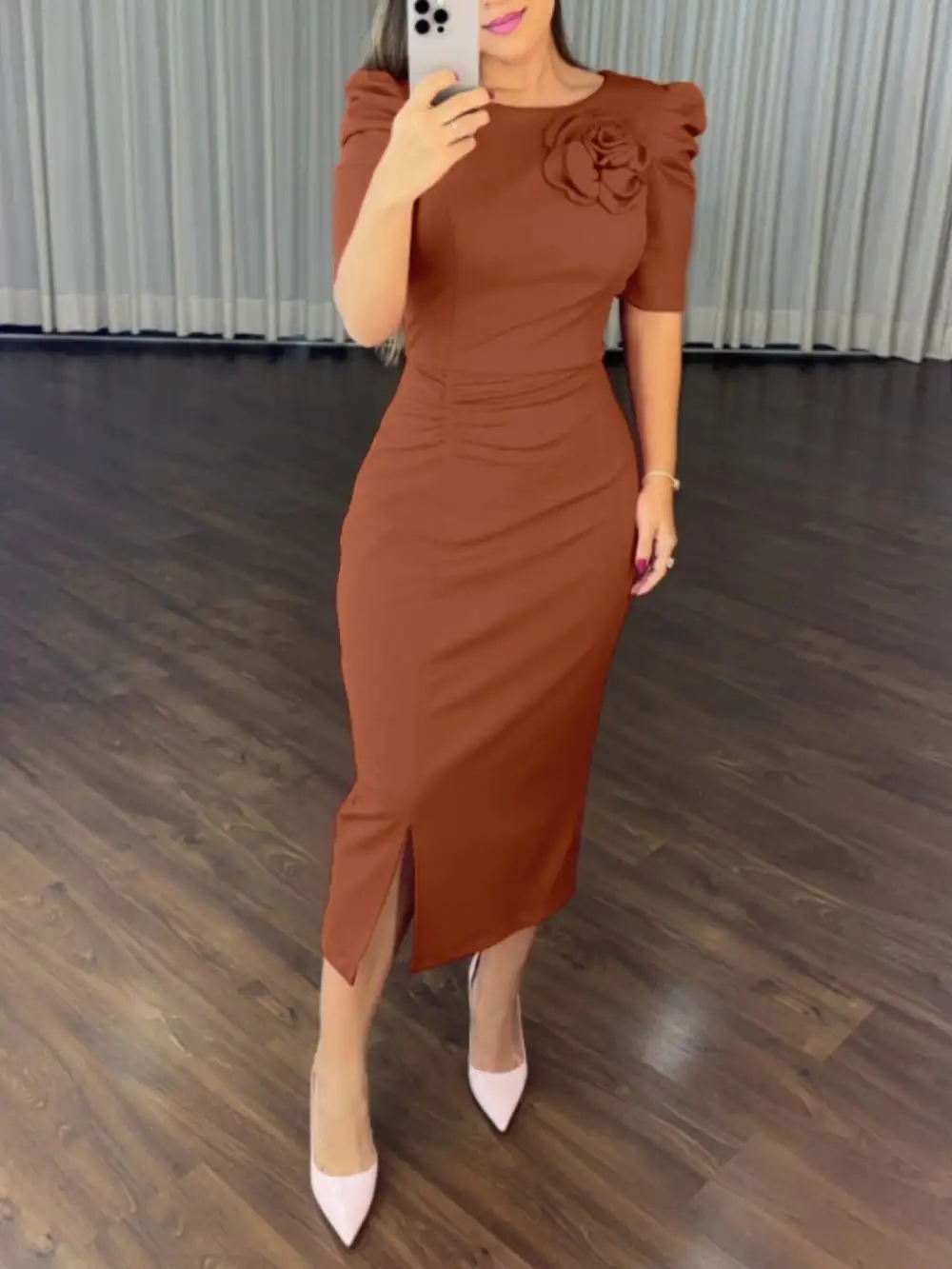 Bodycon Floral Short Sleeve Midi Dress