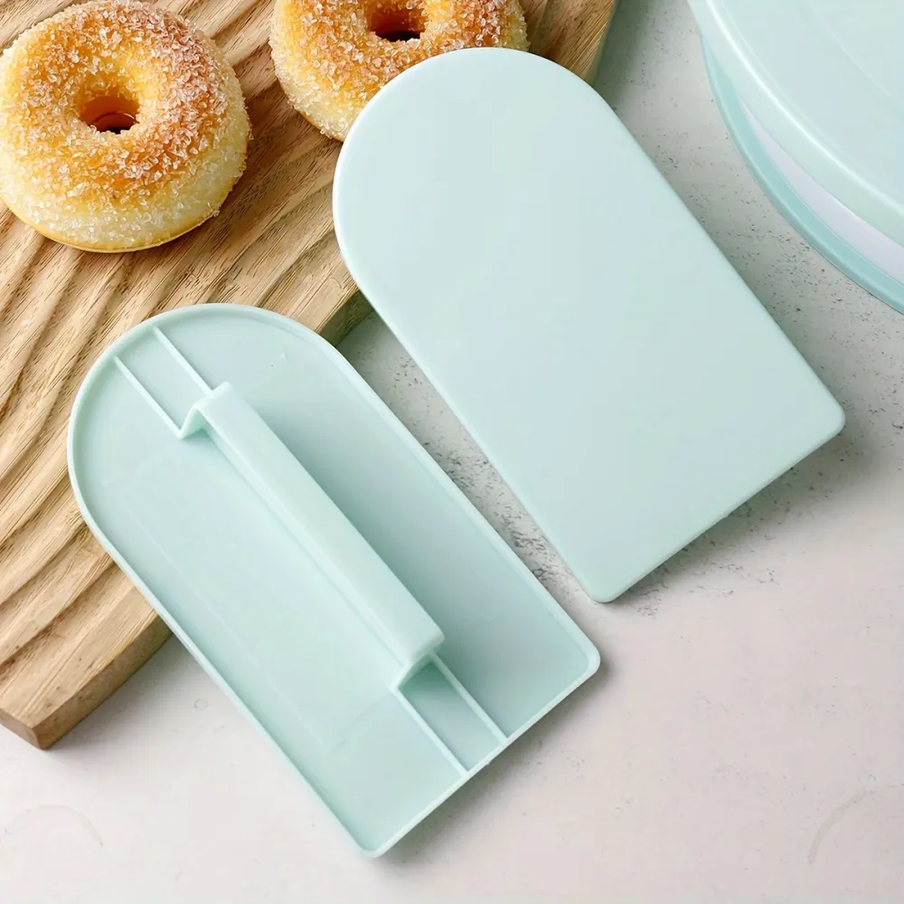 Baking Cake Frosting Smoother