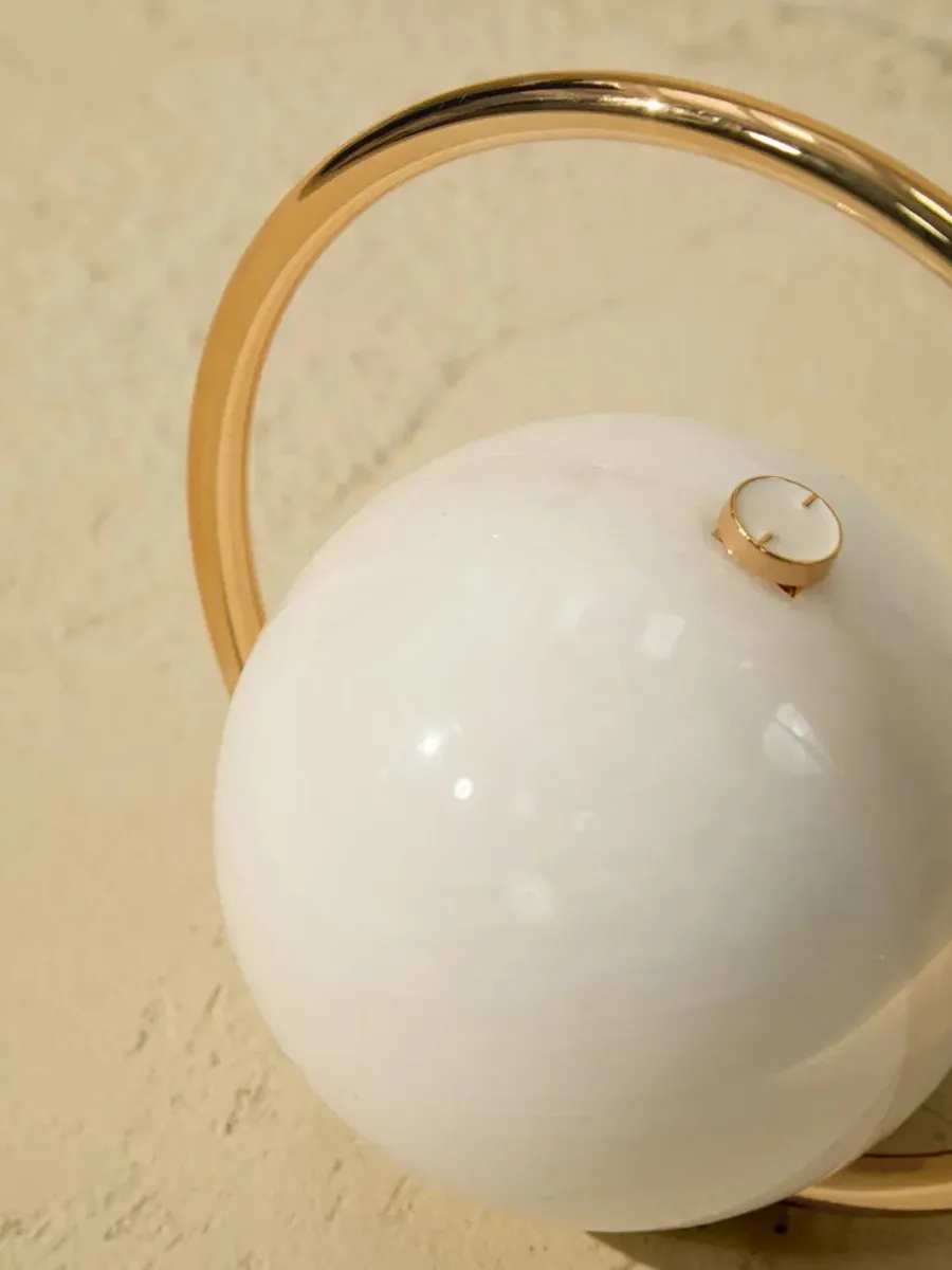 Azalea Circular Acrylic Ring Handle Clutch Bag