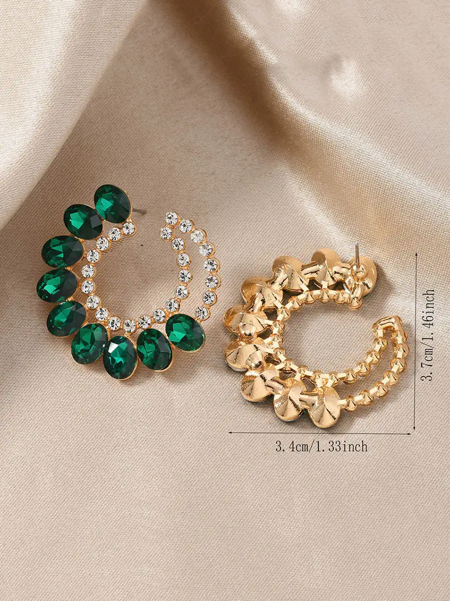 Minimal Romantic Accent Earrings