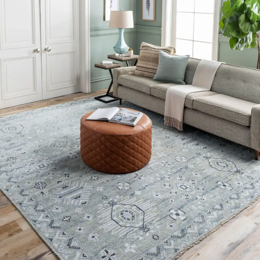 Patterned Wool Viscose Carpet