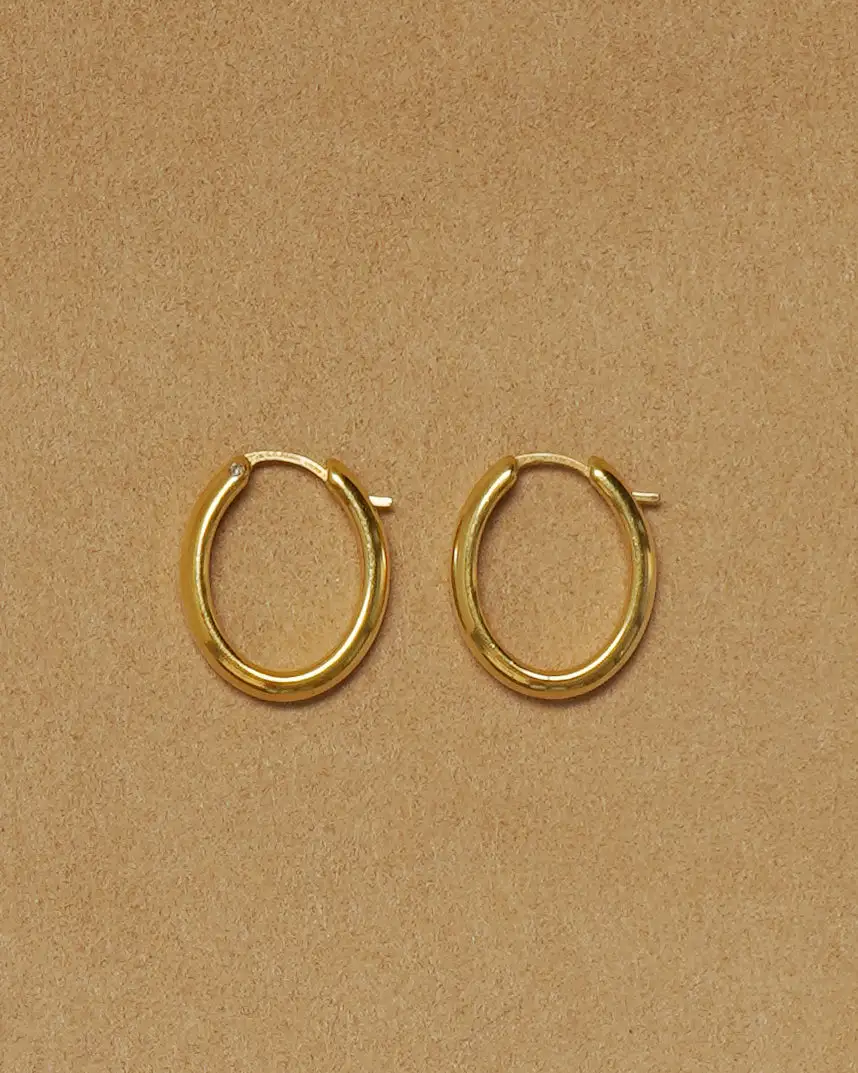 Hoop Earrings with Diamond