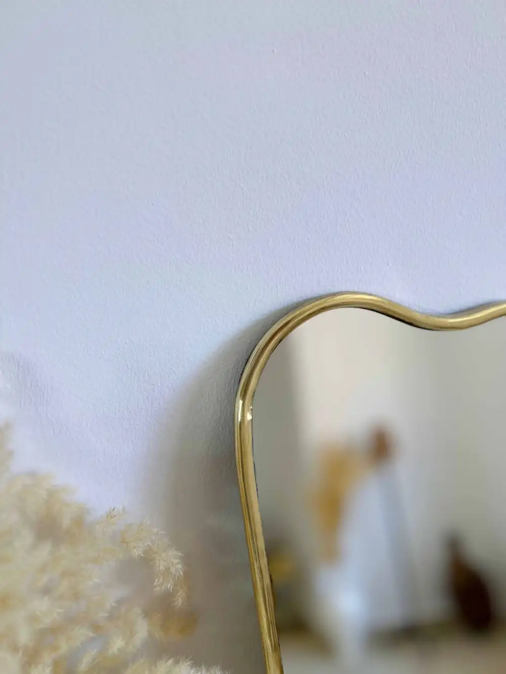 Flowing Wavy Brass Wall Mirror