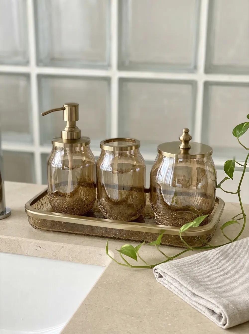 Imperium Gold Bath