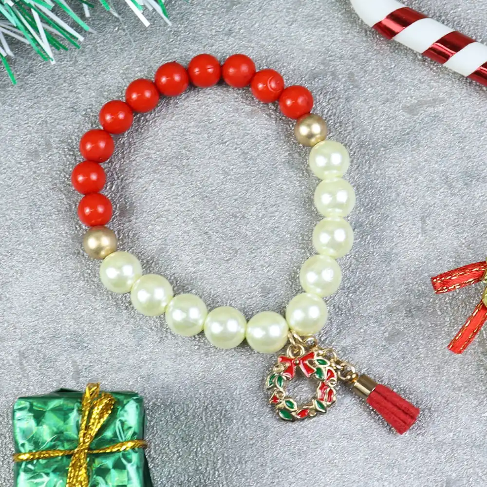 Wreath Charm Beaded Bracelet