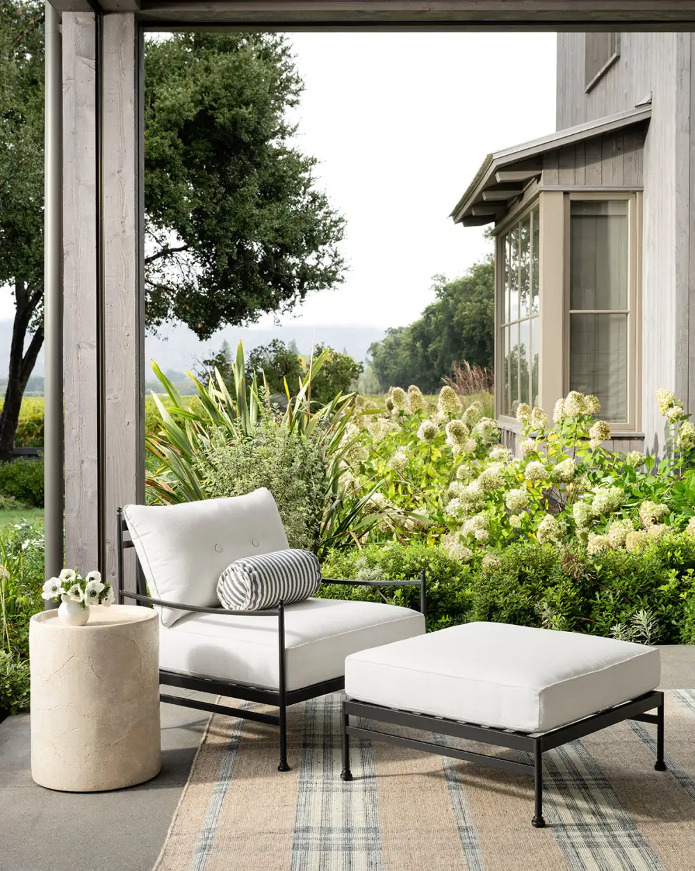 Outdoor Aluminum Ottoman
